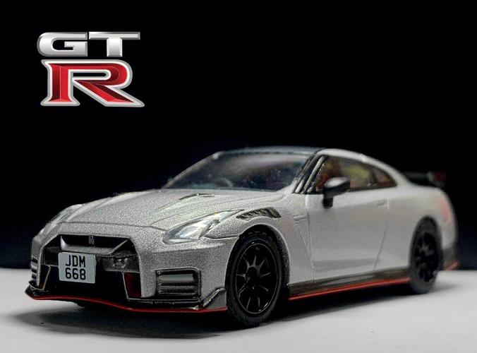 日产gtrr35 r35是第几代gtr