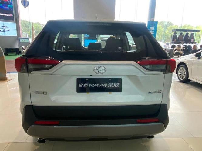 r4荣放怎么样 RAV4怎么样值得买吗