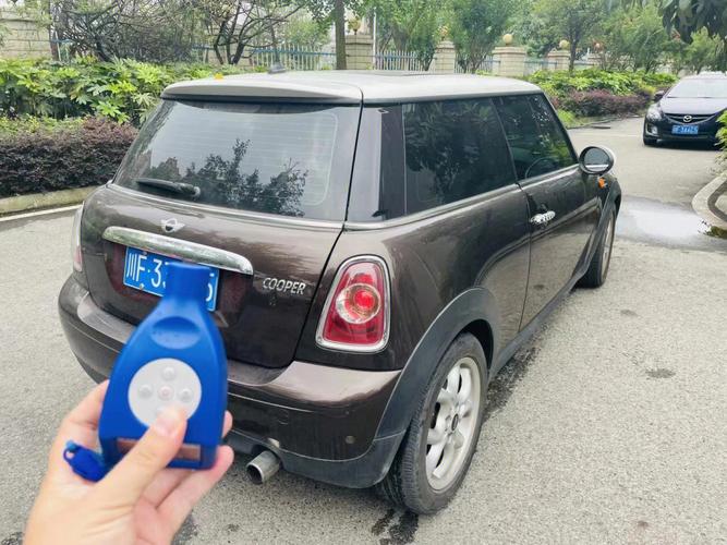 迷你宝马二手车价格及 10年的宝马mini10万公里多少钱