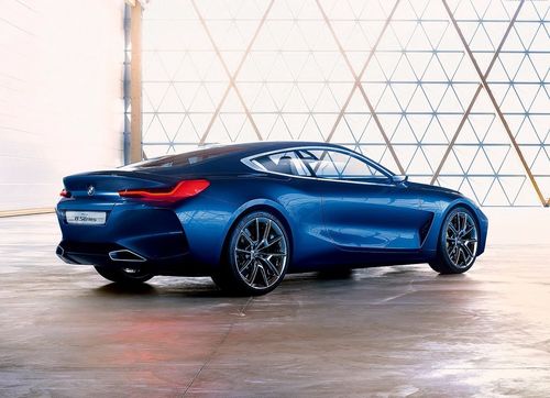 宝马8系双门 全新宝马bmw8系双门轿跑车性能怎么样你会选择他吗