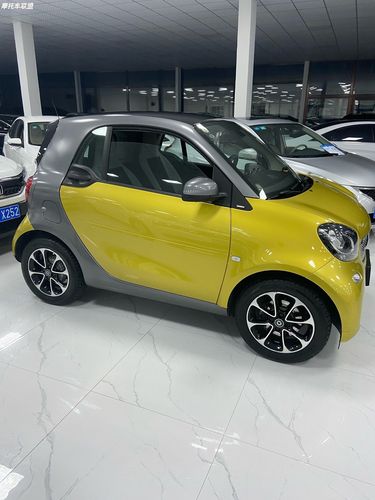 小车smart报价(奔驰小型车smart现在多少钱)