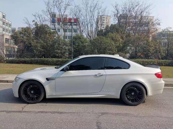 宝马m3coupe 宝马m3敞篷怎么打开