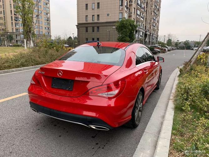 cla200奔驰价格(奔驰cla200落地多少)