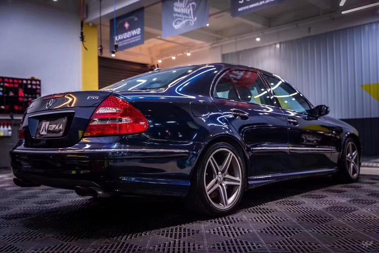 奔驰e55amg 老款奔驰e55amg