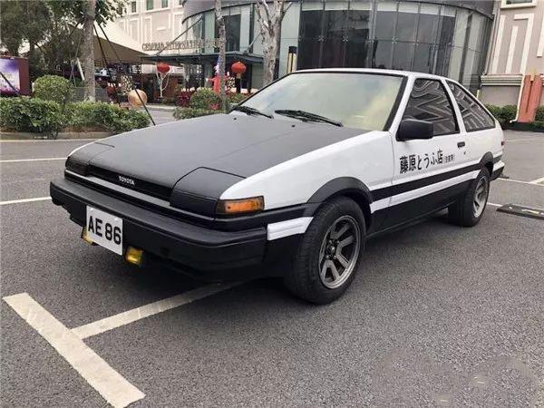 二手丰田ae86多少钱 丰田ae86二手车多少钱