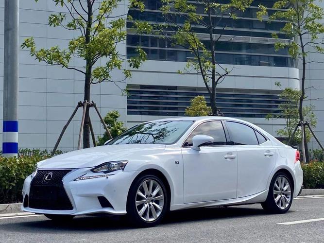 lexusis300 雷克萨斯Is 300介绍