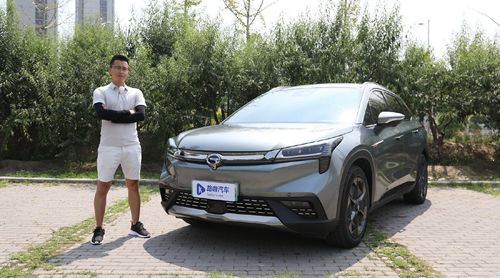 30万新能源suv推荐(油电混合SUV 30万左右)