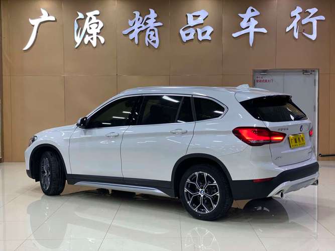 2021新款宝马x1(宝马X12021款落地价是多少钱)