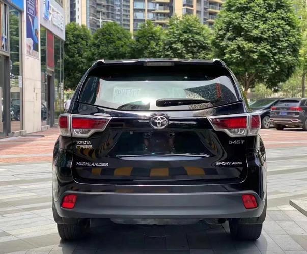 toyota汽车多少钱 toyota是什么车多少钱