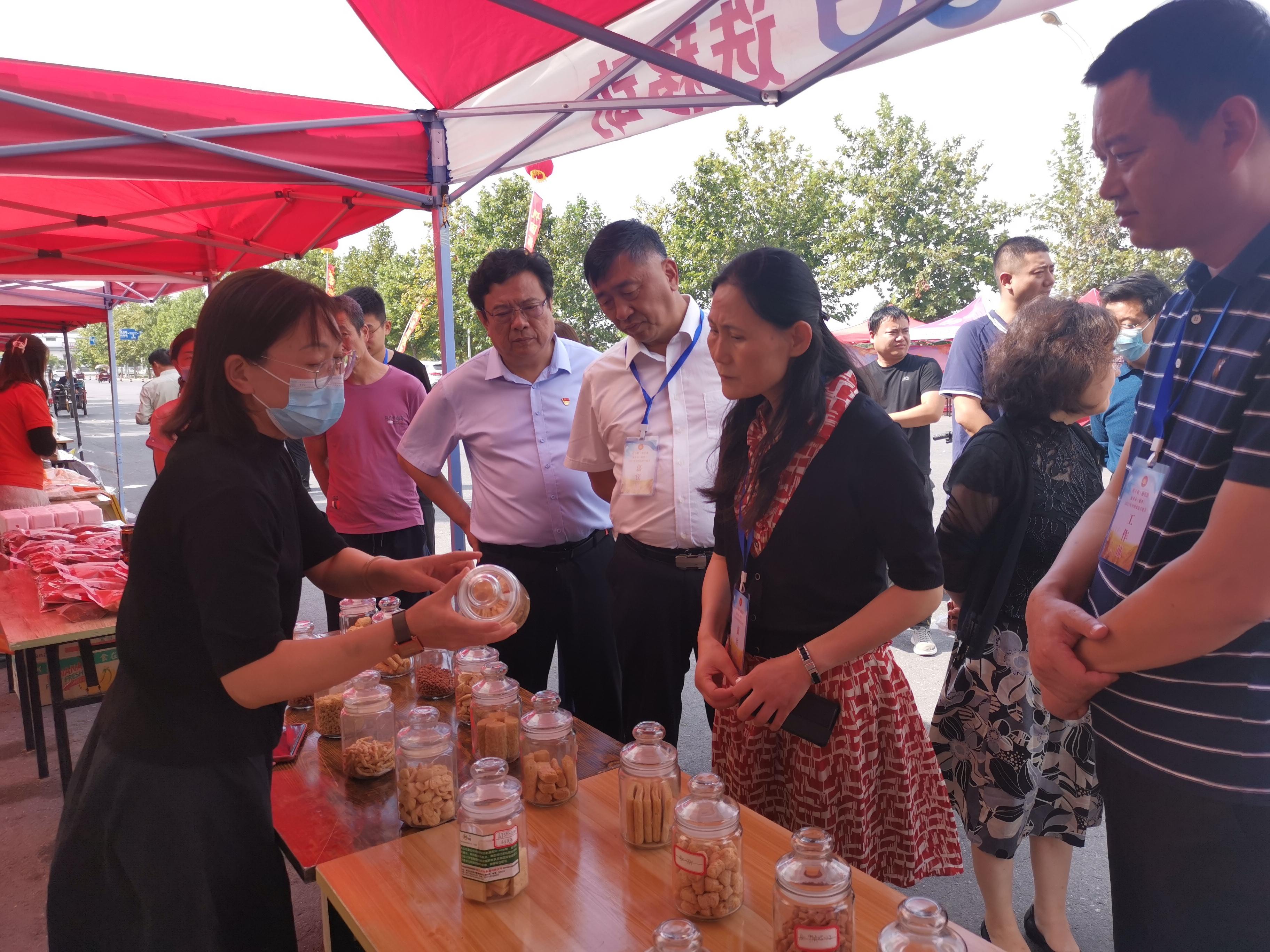 乡村爱情汽车品牌，见证幸福生活的驰骋之旅