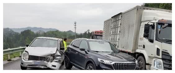 高速车祸汽车品牌