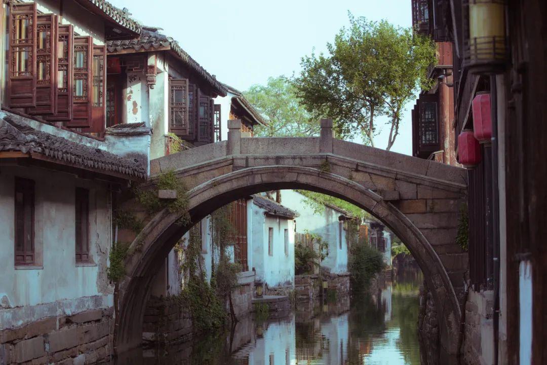 烟雨传奇，一场汽车品牌的风雨历程