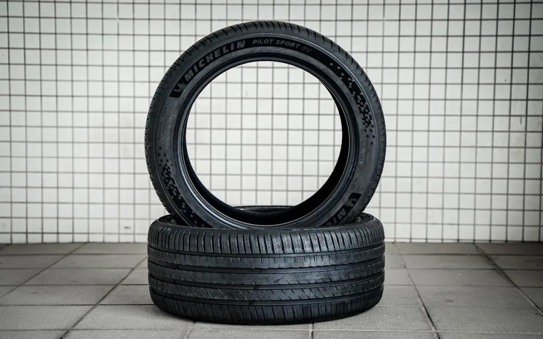 汽车品牌专用轮胎，性能、设计与品牌