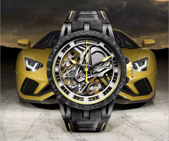 手表与汽车品牌的对比，一场奢华与性能的较量