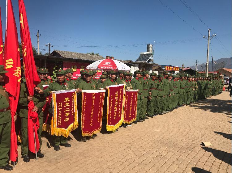 重庆芳华汽车品牌，传承与创新，重塑行业新格局