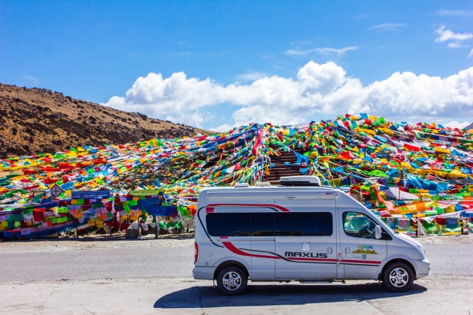 探索神秘西藏，进藏旅行必备汽车品牌指南