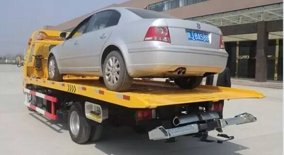 哪个汽车品牌免费拖车？全面解析汽车拖车服务