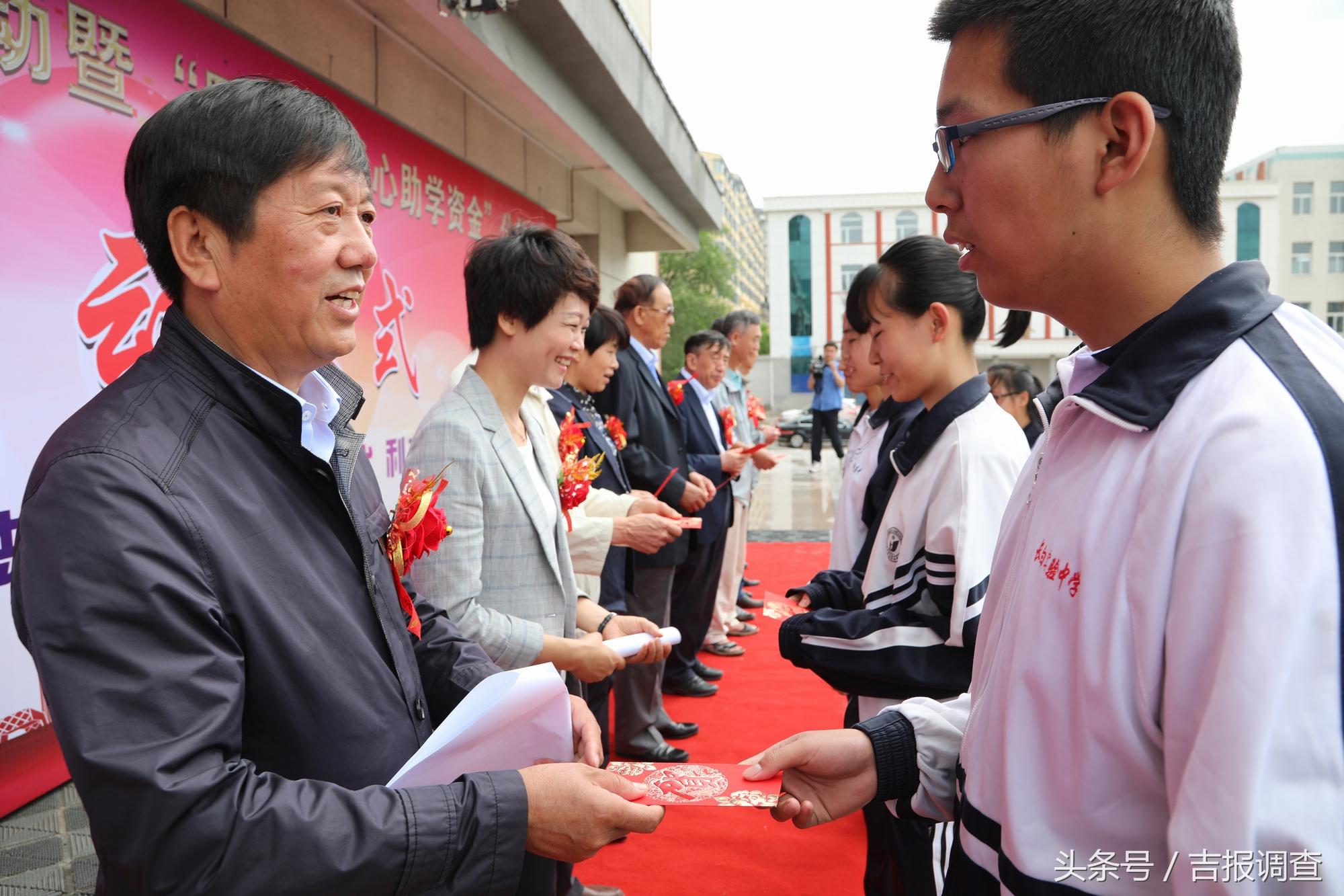 汽车品牌无偿送车，一场关爱社会的暖心行动