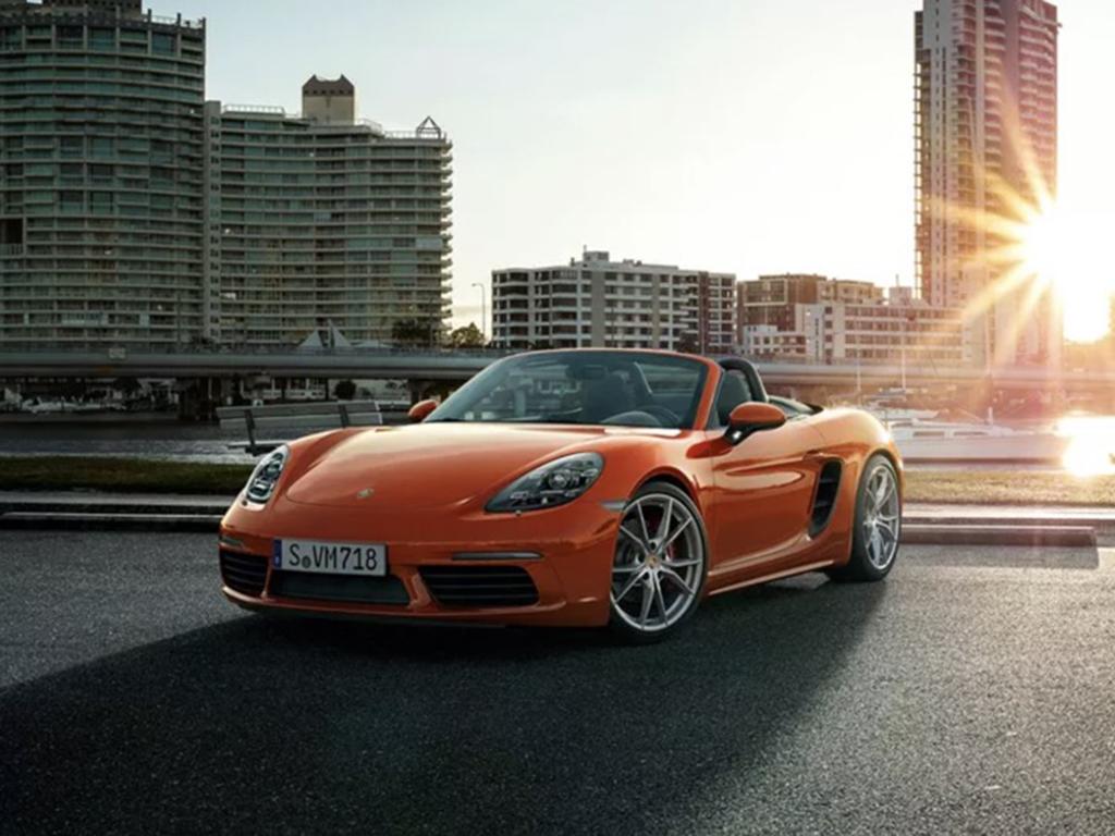 Porsche:跑车界的传奇与激情