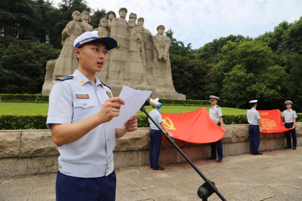 南京汽车品牌设计，传承与创新