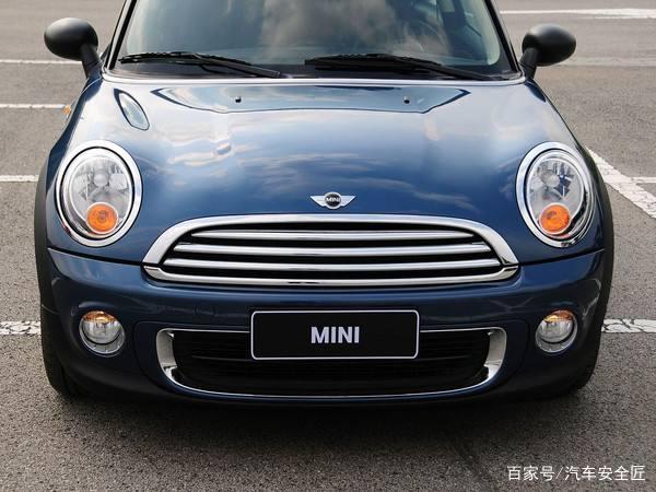 红白可爱的汽车品牌——迷你MINI