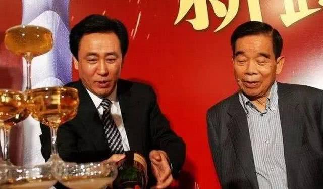 超大型汽车品牌的魅力与挑战