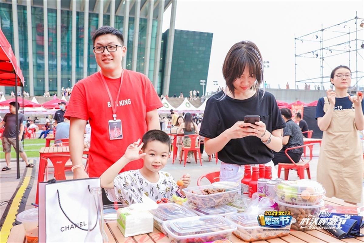 驾驭激情，品鉴卓越，汽车品牌酒馆活动策划与实施