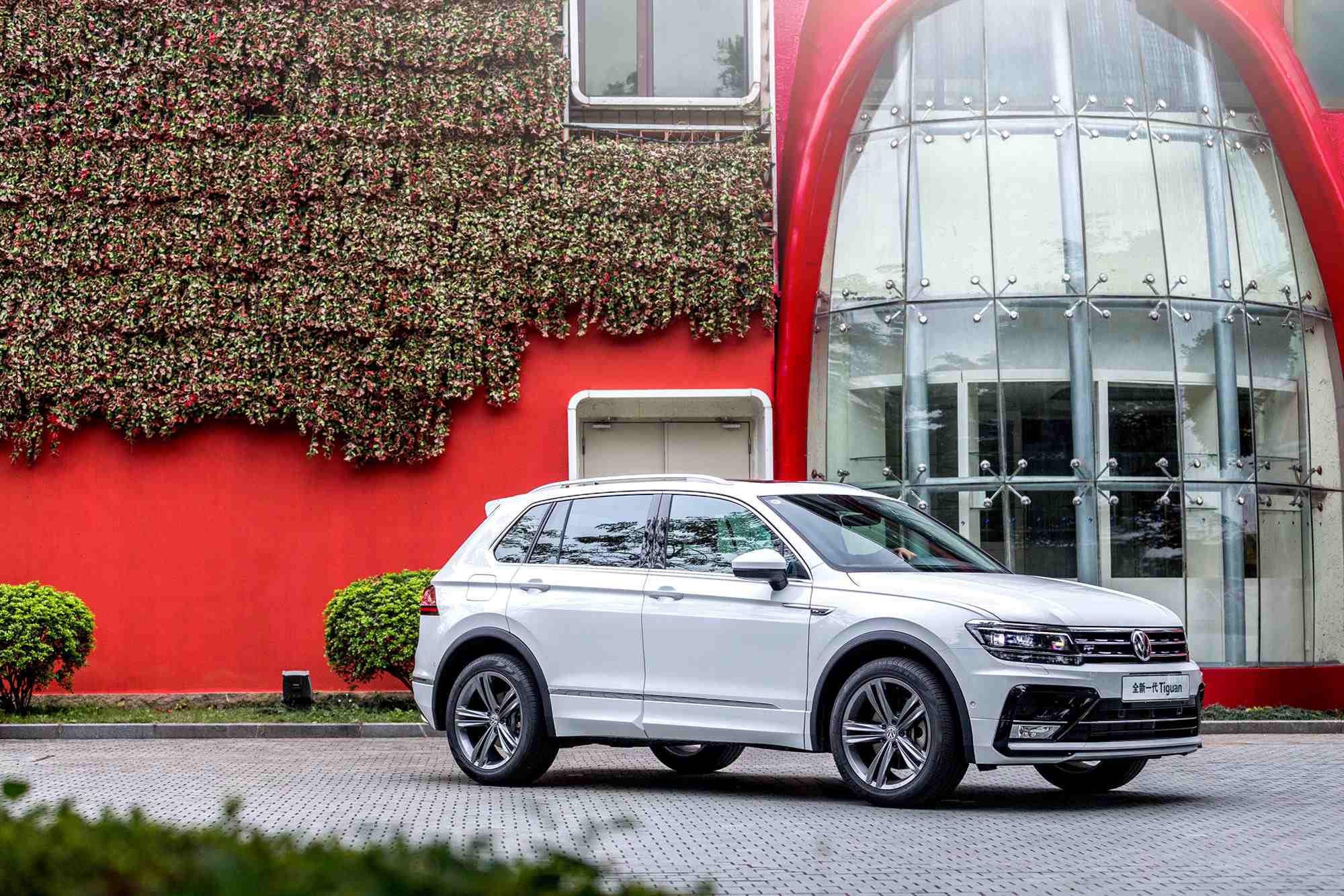 Tiguan L:德国大众汽车品牌的优雅与实力