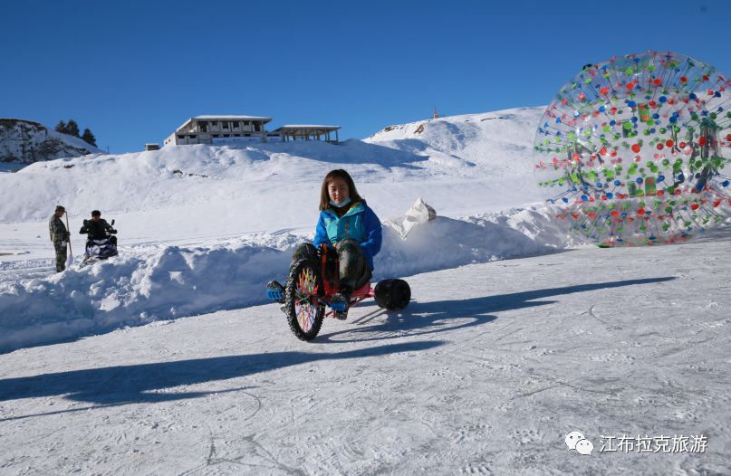 雪地驰骋，尽享冰雪奇缘——盘点能滑雪的汽车品牌