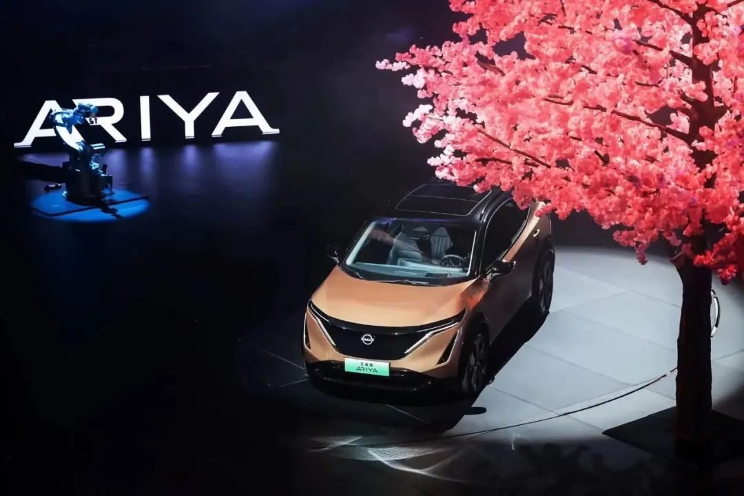 电动汽车品牌Ariya，未来驾驶的新选择