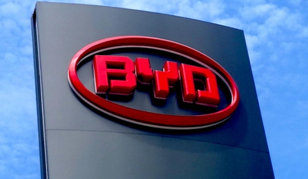 汽车品牌比亚迪英文缩写，BYD